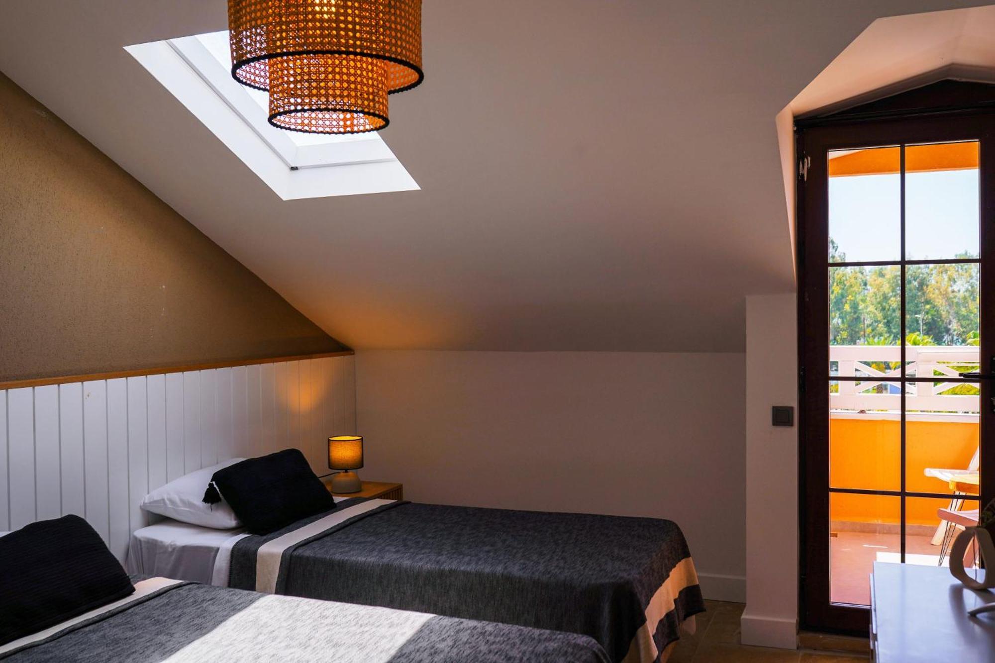 Otel Club-e 3*